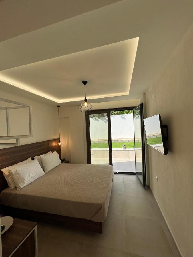 My Place Luxury Apartments Neos Marmaras Exterior photo